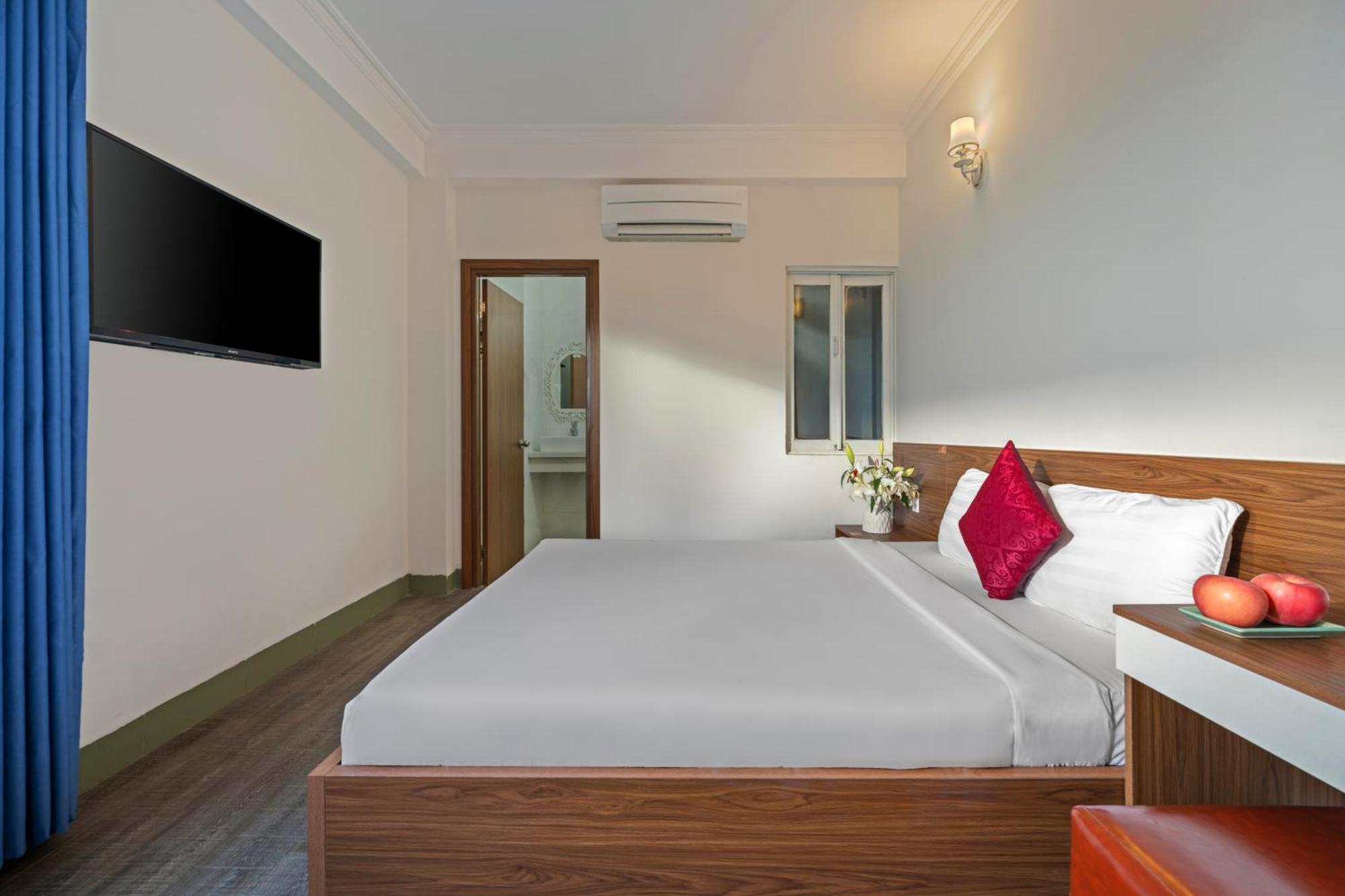 Khach San Nami Nha Trang Hotel Екстериор снимка