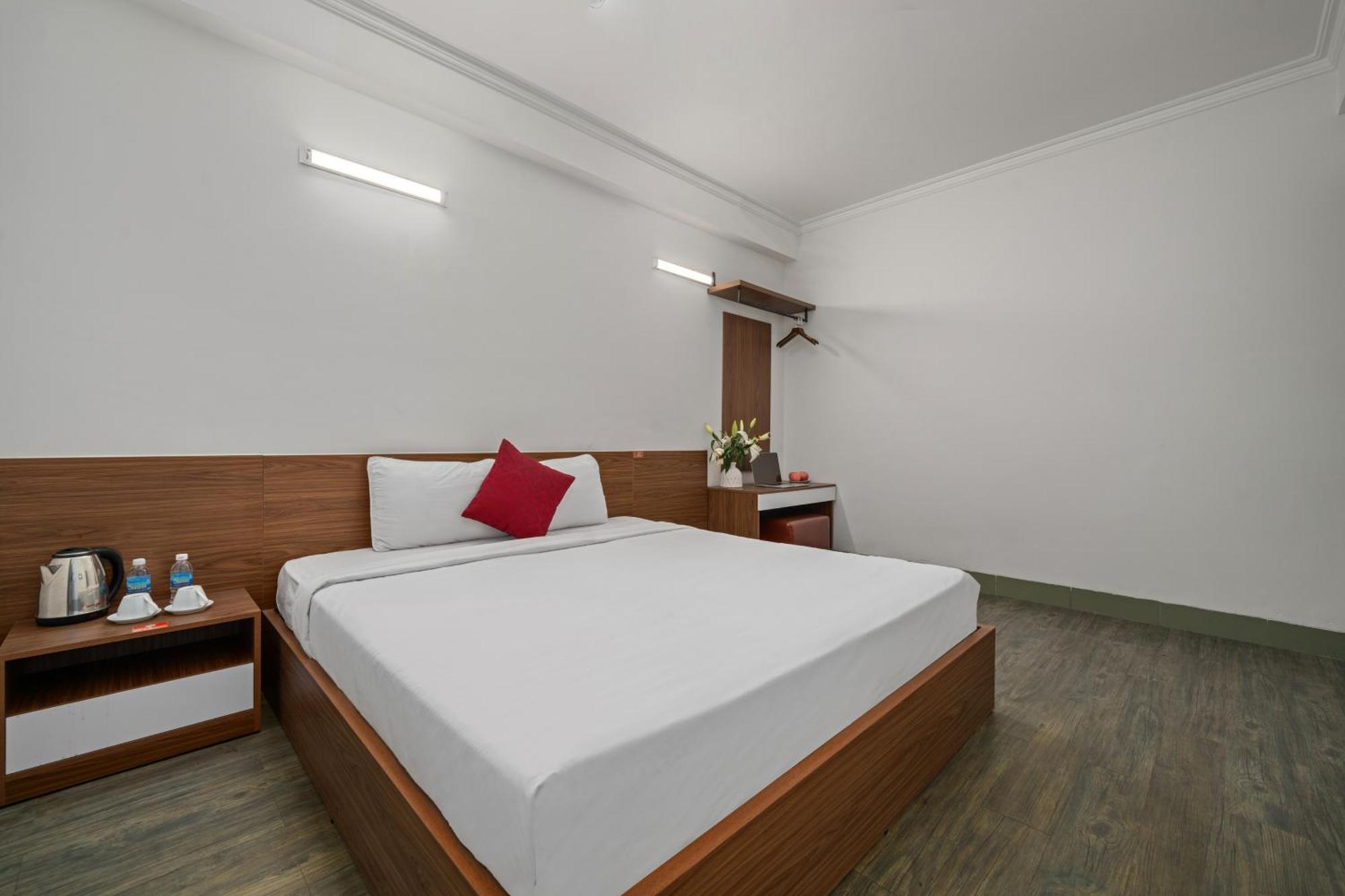 Khach San Nami Nha Trang Hotel Екстериор снимка