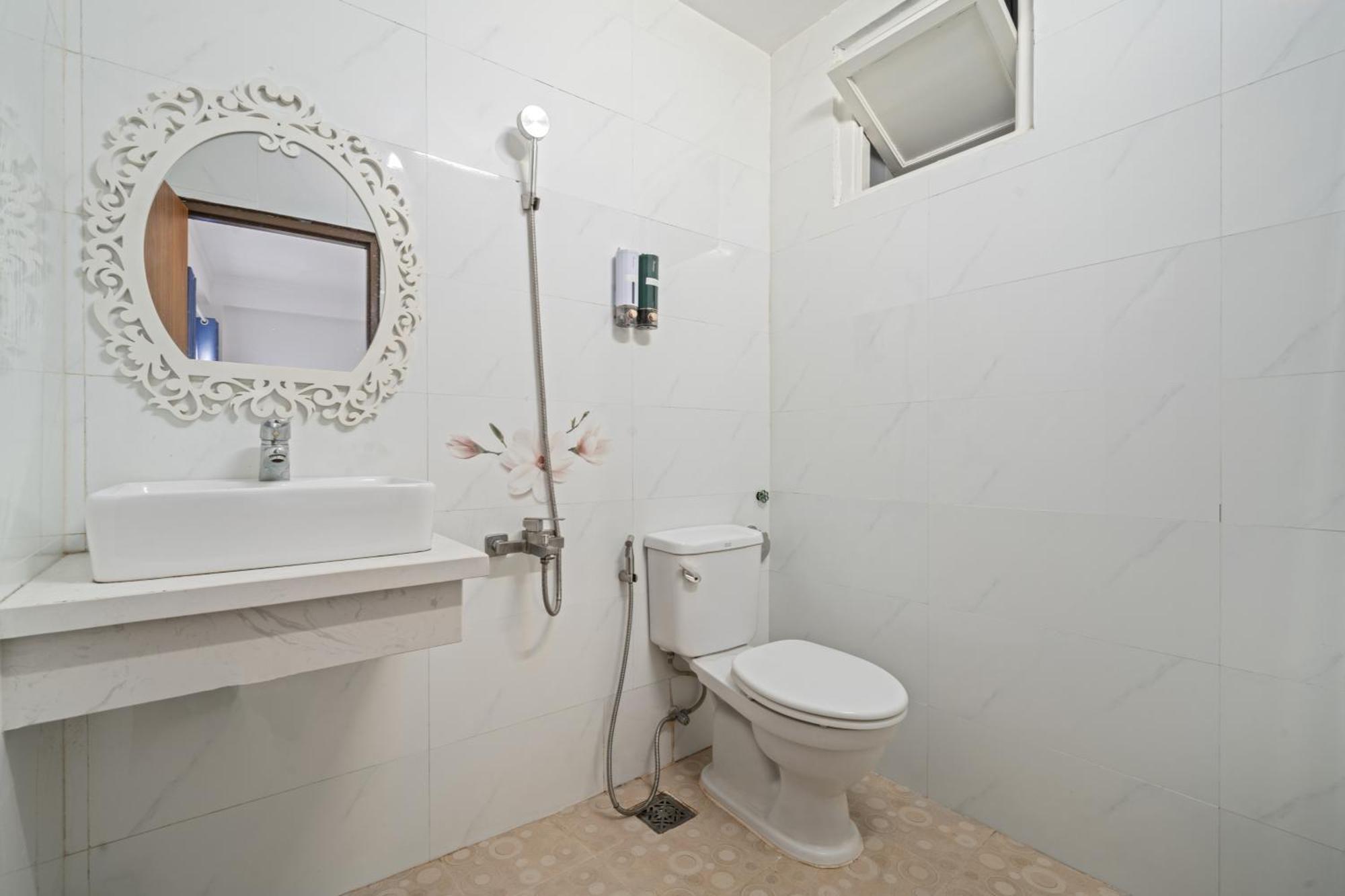 Khach San Nami Nha Trang Hotel Екстериор снимка
