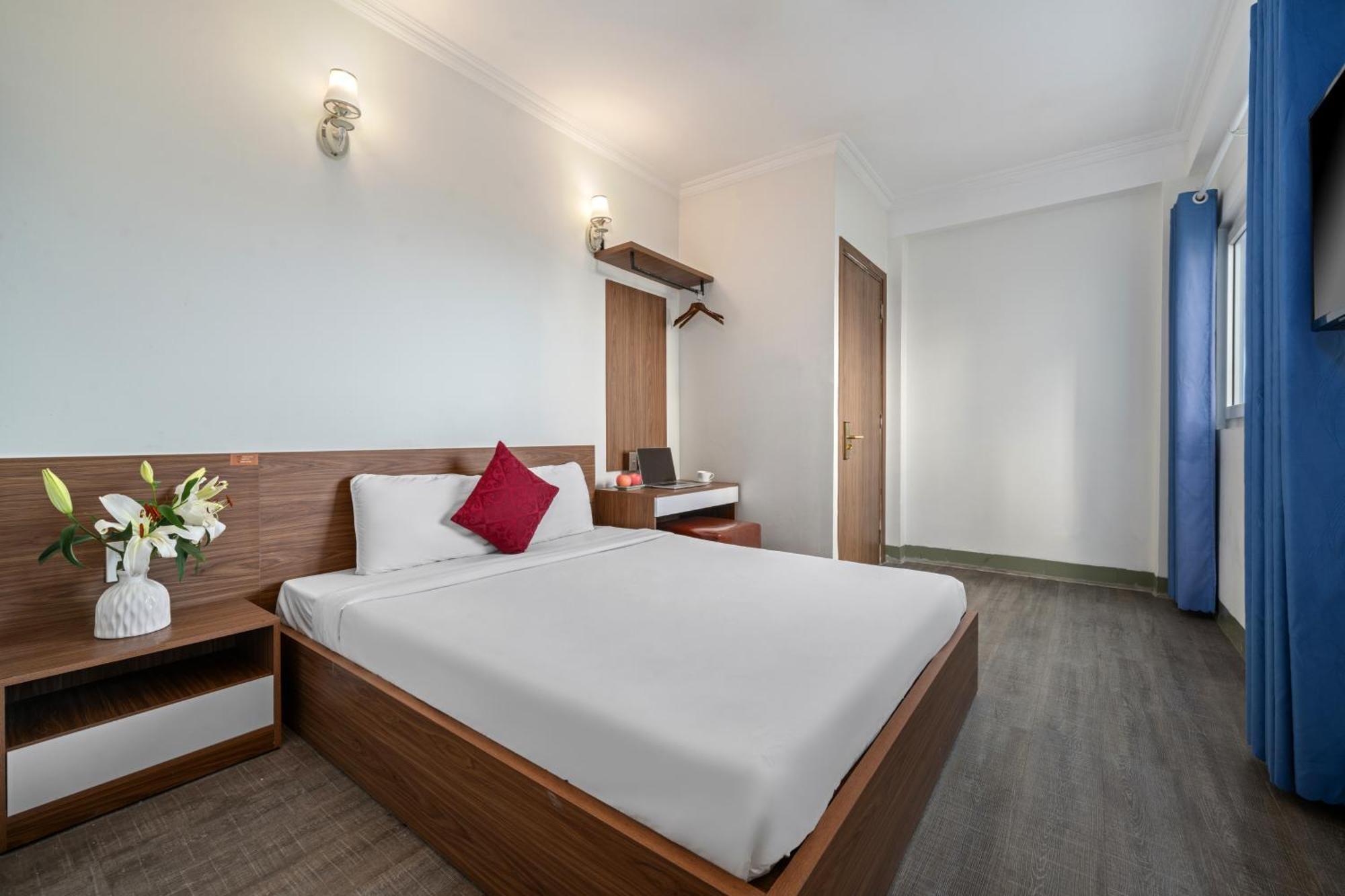 Khach San Nami Nha Trang Hotel Екстериор снимка
