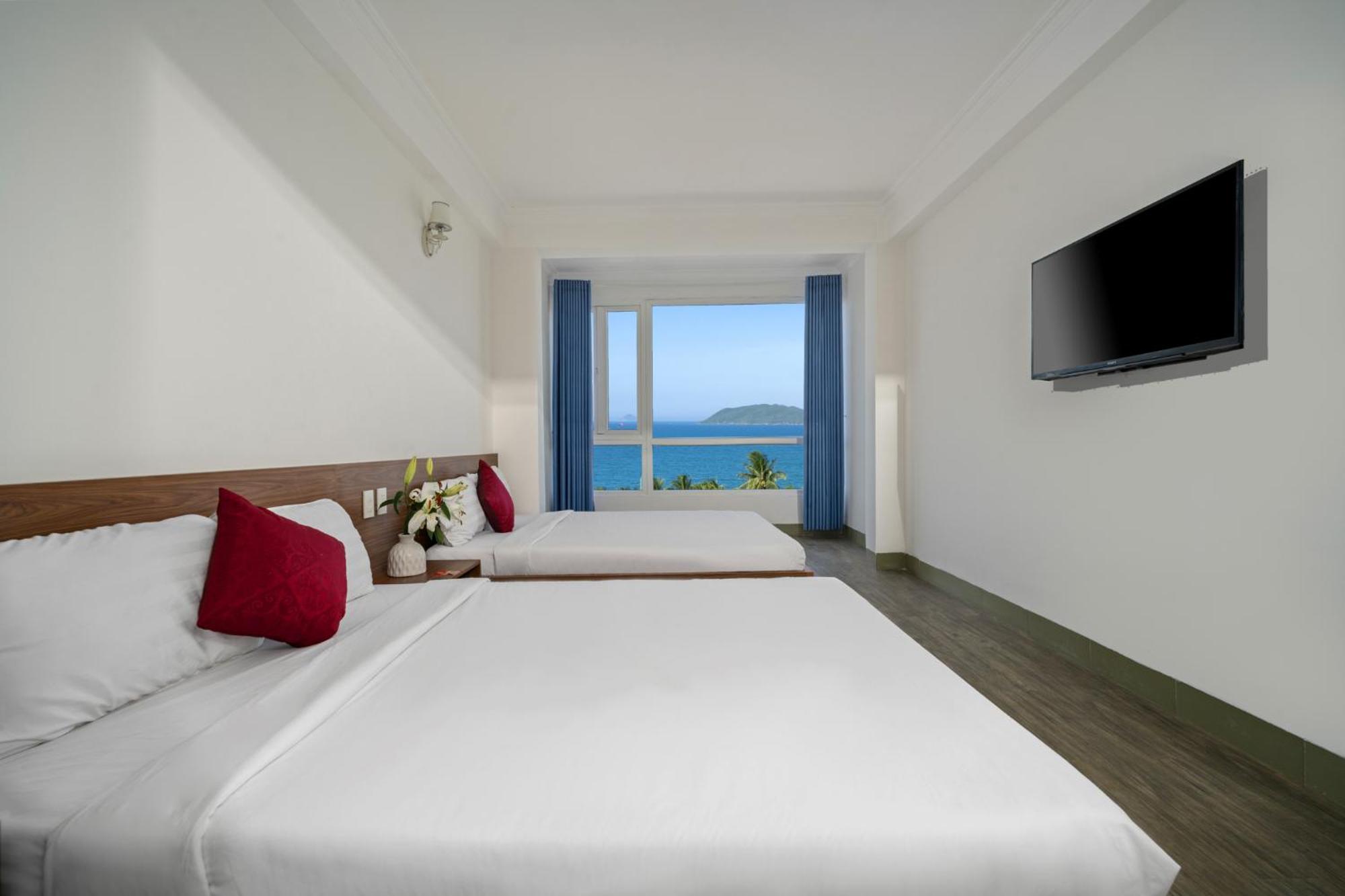 Khach San Nami Nha Trang Hotel Екстериор снимка